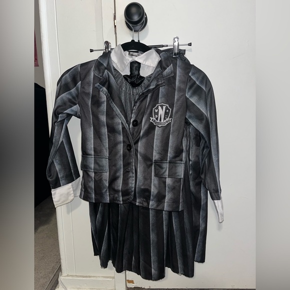 Wednesday Addam’s Kid’s Costume Medium - Picture 1 of 4